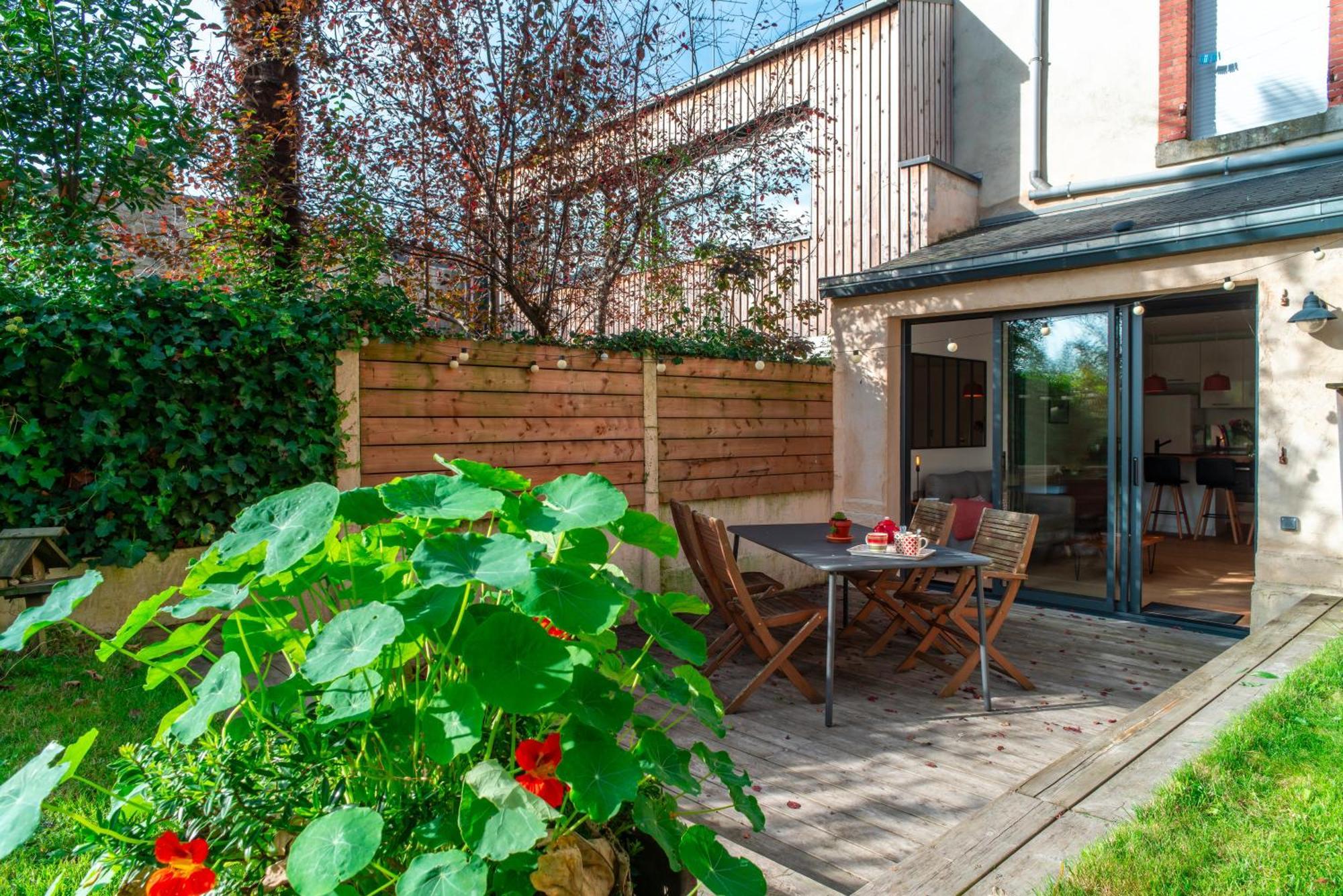 Escale Jardin - Joli Apt Proche Gare Avec Jardin Vannes Dış mekan fotoğraf